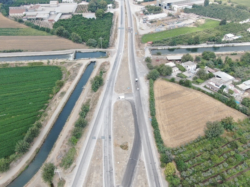 400-21 KK No’lu Toprakkale-Osmaniye devlet yolunun 80-50 KK No’lu Toprakkale İY AYR-Osmaniye çevreyolu arabası bsk kaplama yapım